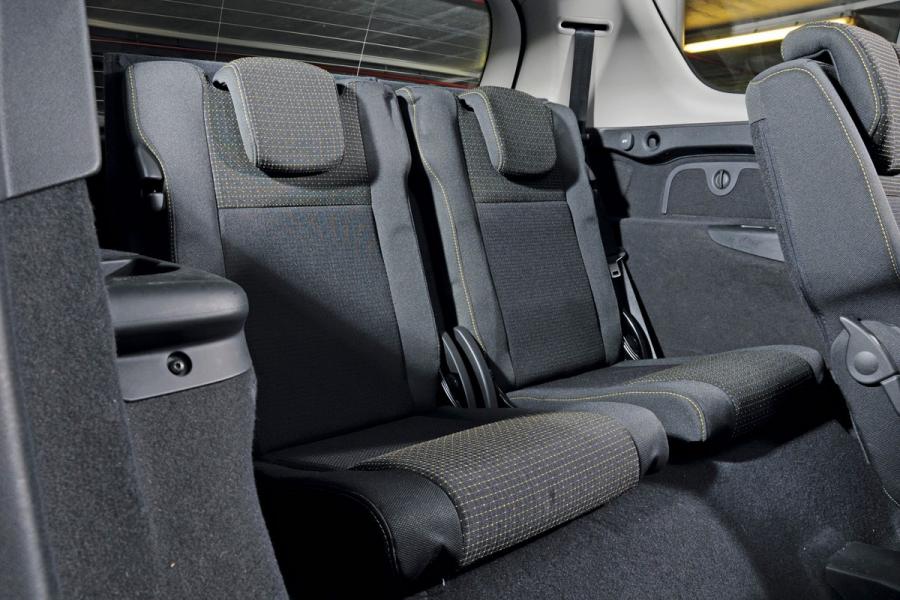 Интерьер Renault Grand Scenic (JZ) 2009 года  (UK) (фото 4 из 35)
